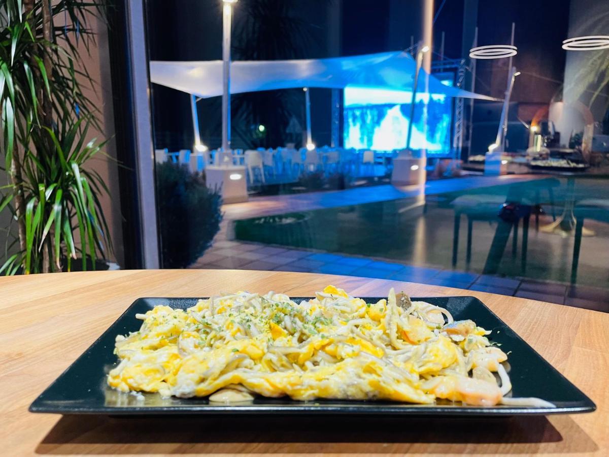Harpazul Aparthotel Catoira Bagian luar foto